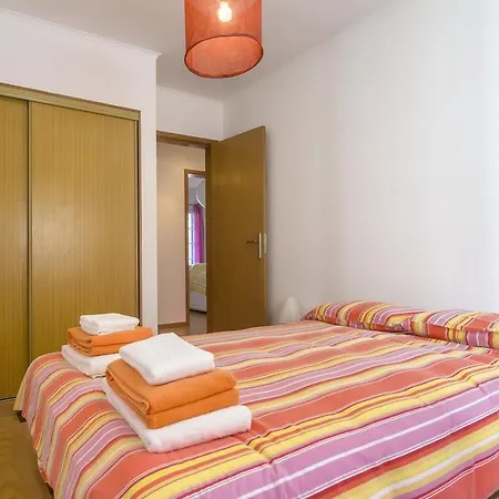 Apartamento Com Vista Para Praia E Montanhas - דירה *